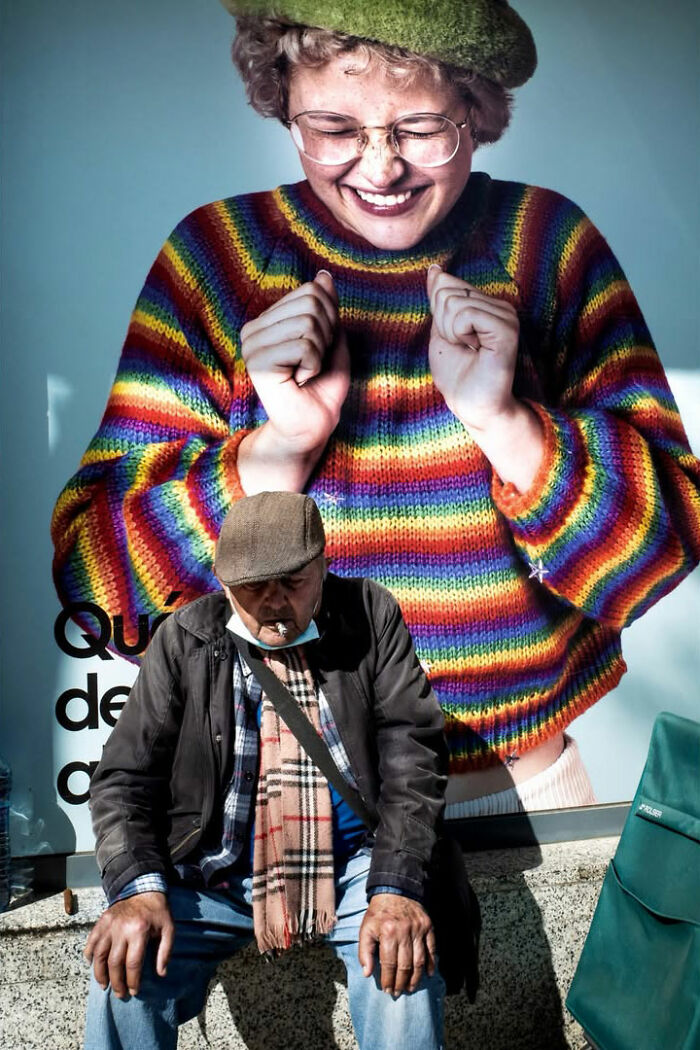 Wait, This Street Photographer Catches Crazy Coincidences You’ll Have to Look Twice To Believe!