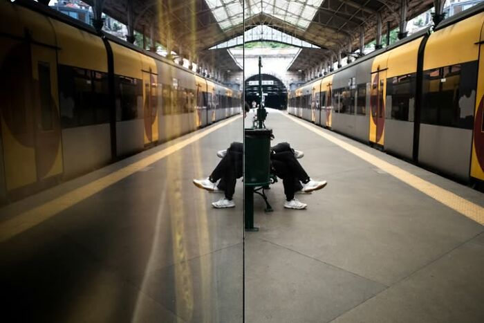 Wait, This Street Photographer Catches Crazy Coincidences You’ll Have to Look Twice To Believe!