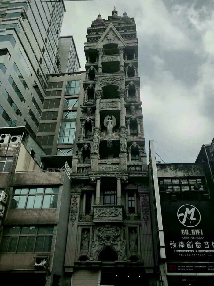 Let's Peek at the 93 Most 'Evil' Buildings You Won't Stop Staring At