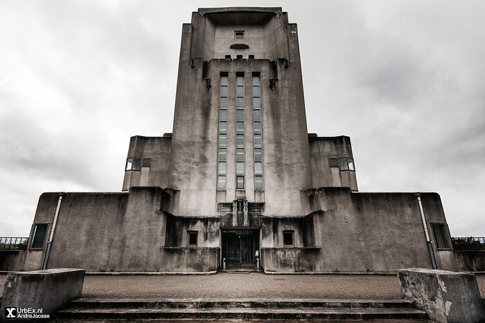 Let's Peek at the 93 Most 'Evil' Buildings You Won't Stop Staring At