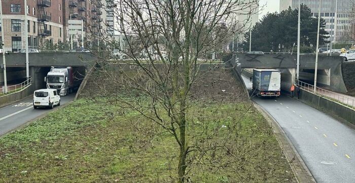 Two Trucks Got Stuck On Opposite Sides Of The Exact Same Bridge At The Same Time—What Are The Odds?