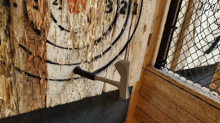 Went Axe Throwing And Somehow Stuck The Handle First. Pro Throws Take Weird Turns!
