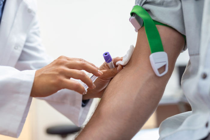 39 Doctors Spill The Weirdest, Wildest Medical Mysteries They've Ever Seen
