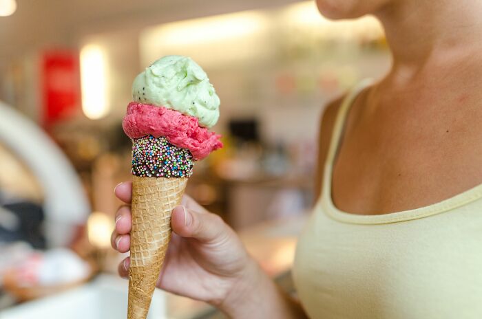 Let's Dish Out The Wildest First-Date Fails Ever