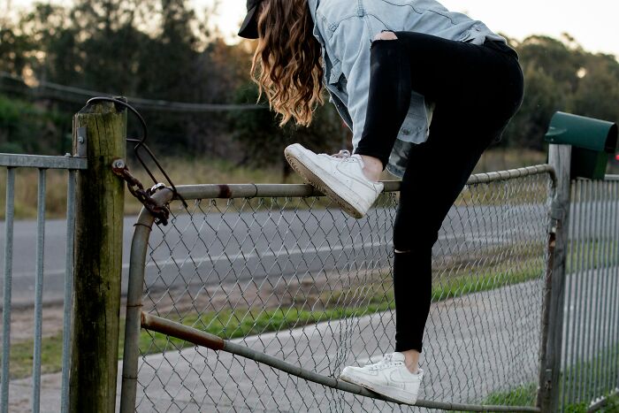 Let's Dish Out The Wildest First-Date Fails Ever