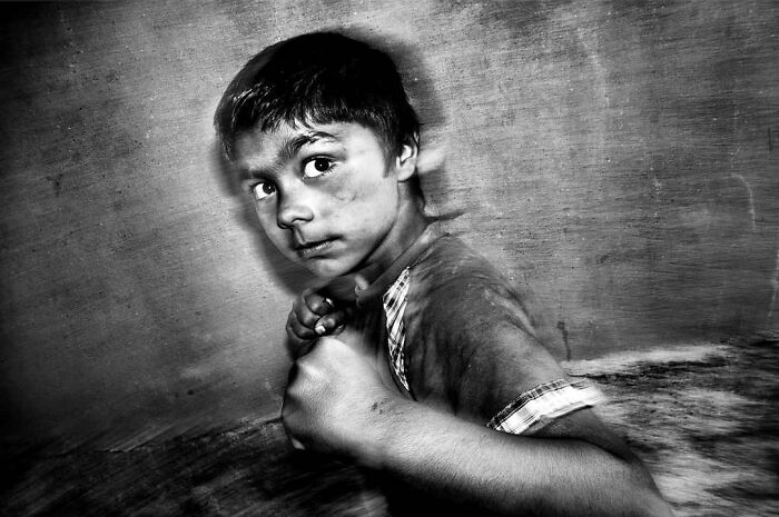 Wait, They Actually Took These 31 Unfiltered Photos of Kids on the Street?