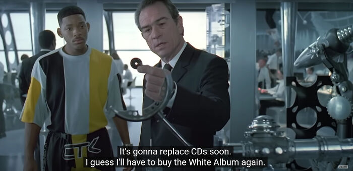 Men In Black Predicted The Minidisc Would Be Huge... Nope
