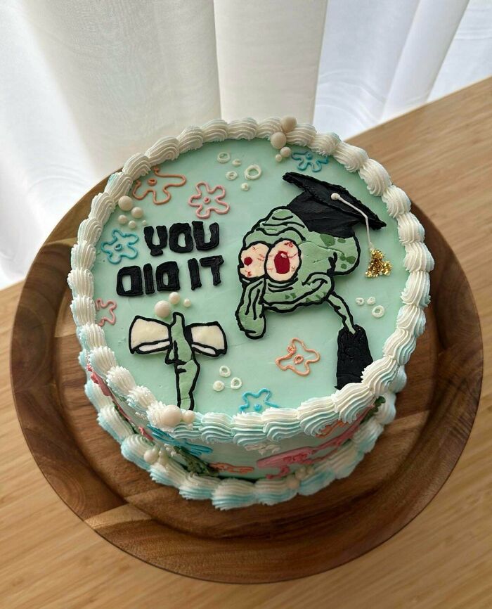 Graduation Cake I Made For My Friend’s Big Day!