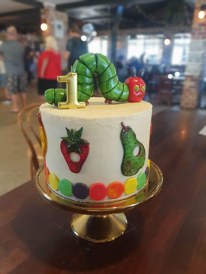 My Wife and I Made A Hungry Caterpillar Cake For Our Daughter – Cutest Bug Ever