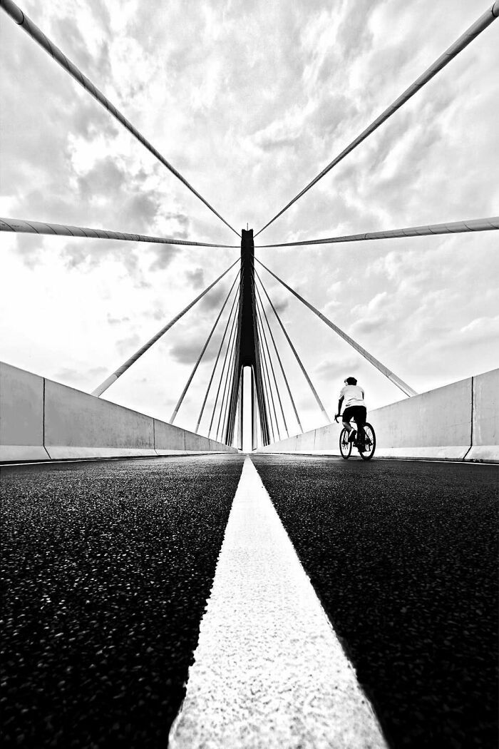 Wait, This Photographer Makes Cities Look Like Sleek, Minimal Art? (31 Pics)