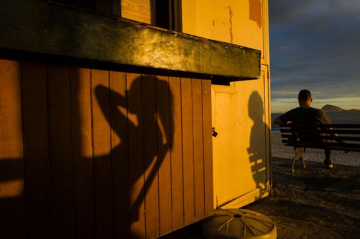 These 100 Street Photos Captured Everyday Life... But Make It Awesome!