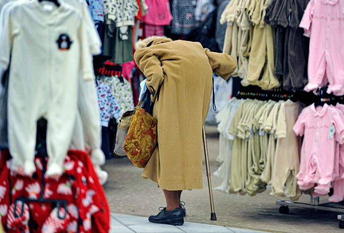 These 100 Street Photos Captured Everyday Life... But Make It Awesome!