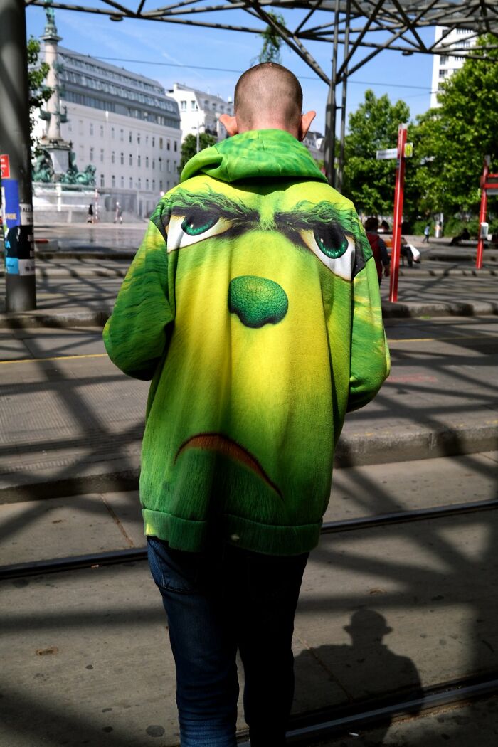 These 100 Street Photos Captured Everyday Life... But Make It Awesome!