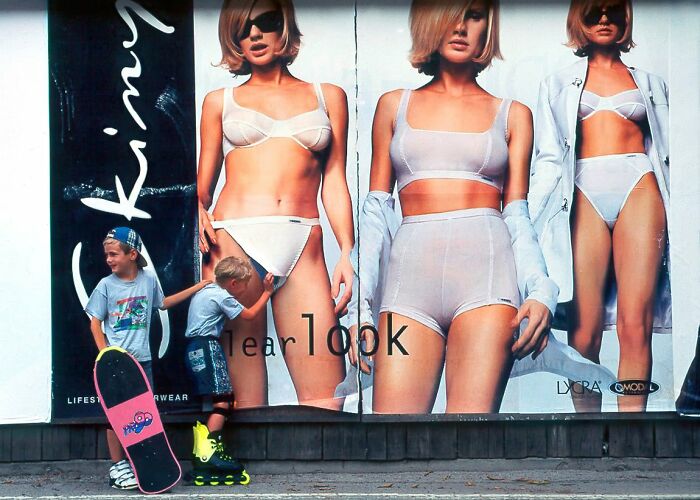 These 100 Street Photos Captured Everyday Life... But Make It Awesome!