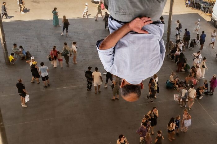 These 100 Street Photos Captured Everyday Life... But Make It Awesome!