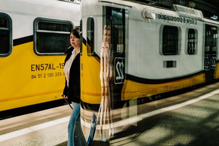 These 100 Street Photos Captured Everyday Life... But Make It Awesome!