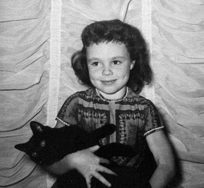 Time Traveling Through 77 Old Photos That Make You Go, "Whoa, People Were Like That?!"