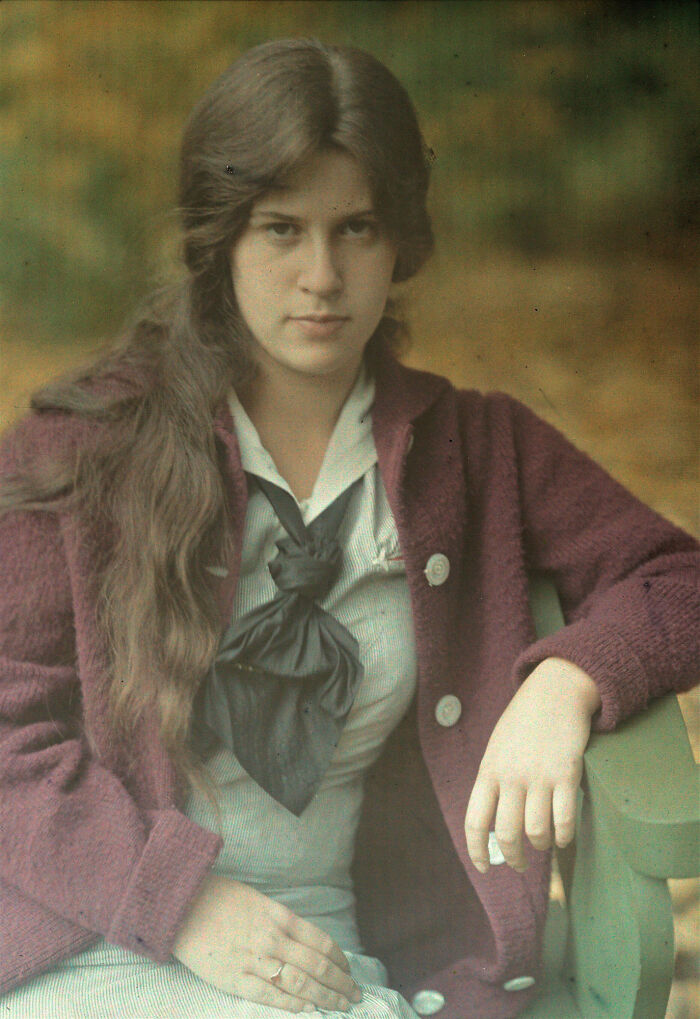 Time Traveling Through 77 Old Photos That Make You Go, "Whoa, People Were Like That?!"