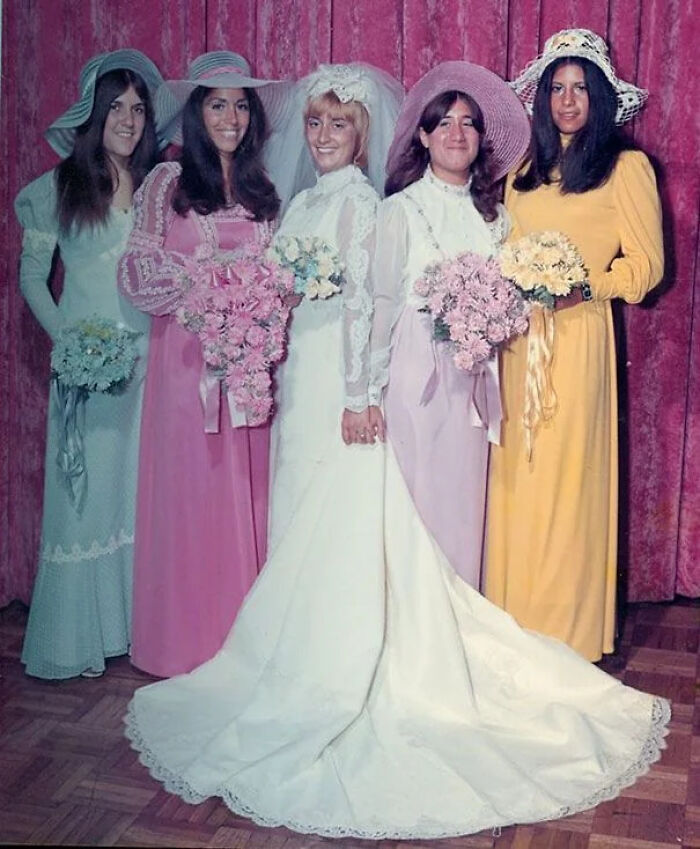 Time Traveling Through 77 Old Photos That Make You Go, "Whoa, People Were Like That?!"