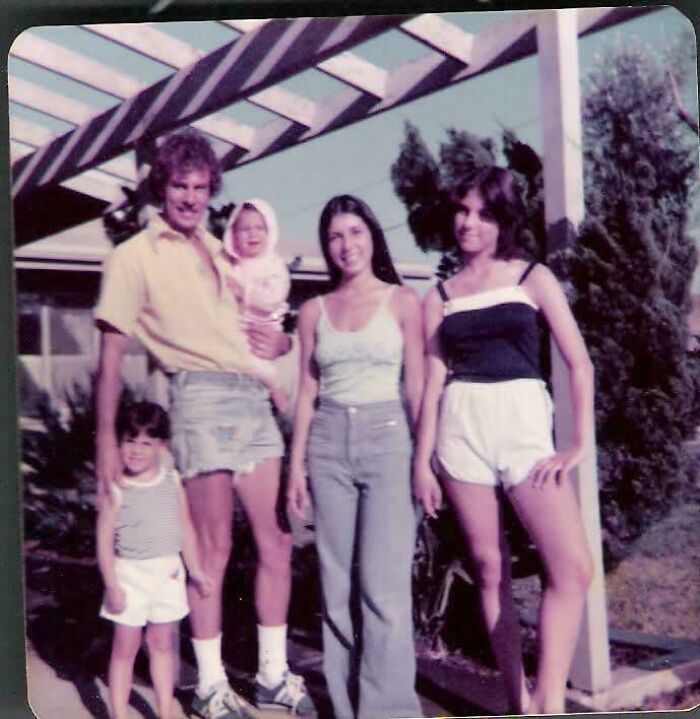 Time Traveling Through 77 Old Photos That Make You Go, "Whoa, People Were Like That?!"