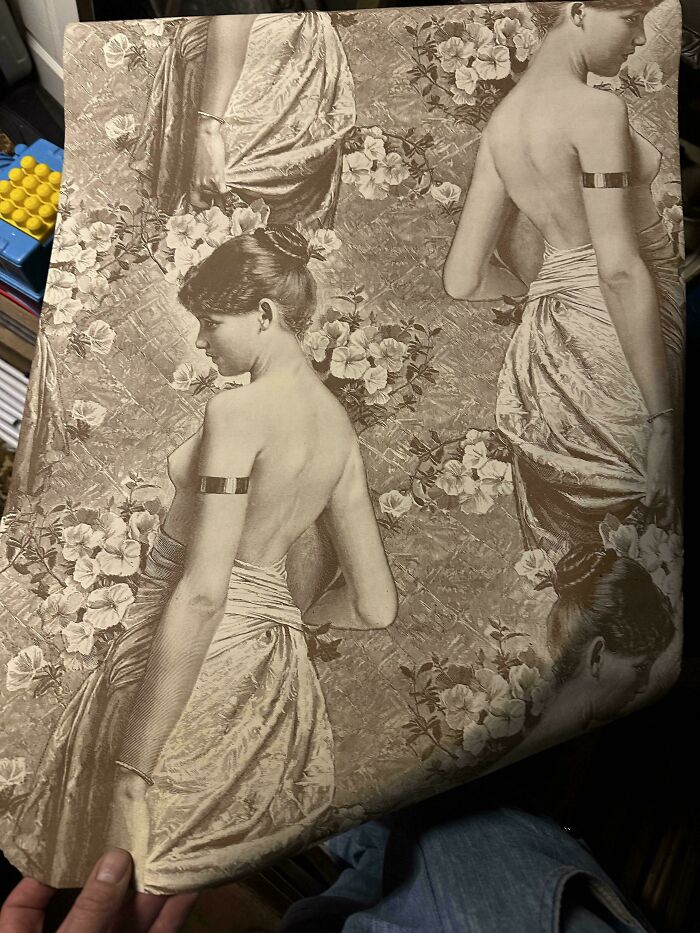 Original Roll of Wallpaper Discovery – UK’s Hidden Treasure