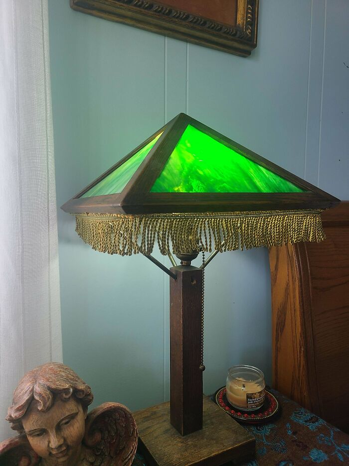 Tiffany-Style Lamp From Grandparents’ House – Canada