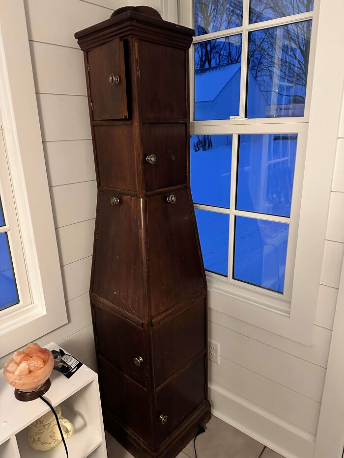 Captain’s Desk in the Family – USA’s Nautical Note