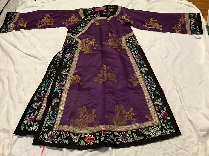 Antique Chinese Silk Robe – California, USA, Wow!
