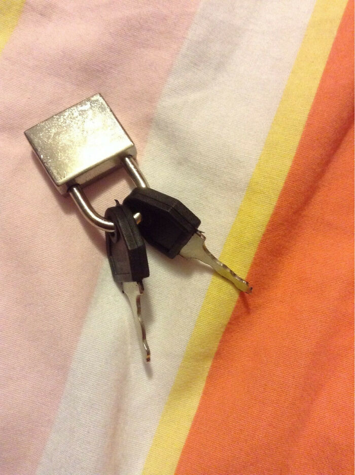 Wait, They Actually Shared These Epic Facepalm Fails?!