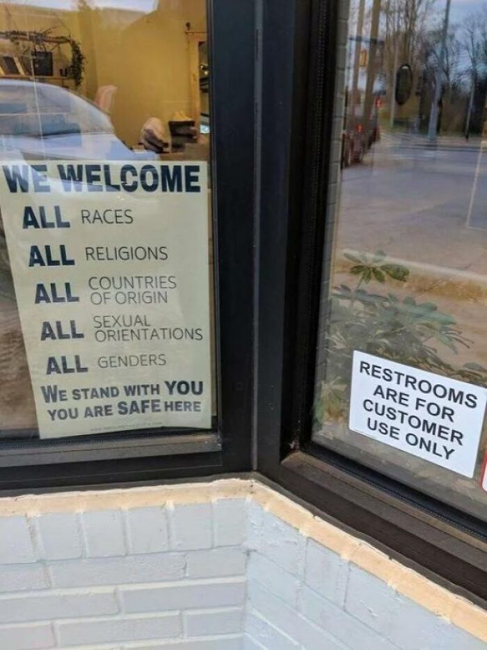 Wait, They Actually Took Photos Of This? Welcome To Dystopian America!