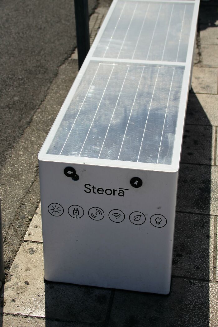 Croatia’s Solar-Powered Bench: Charge Your Phone and Get WiFi While You Chill