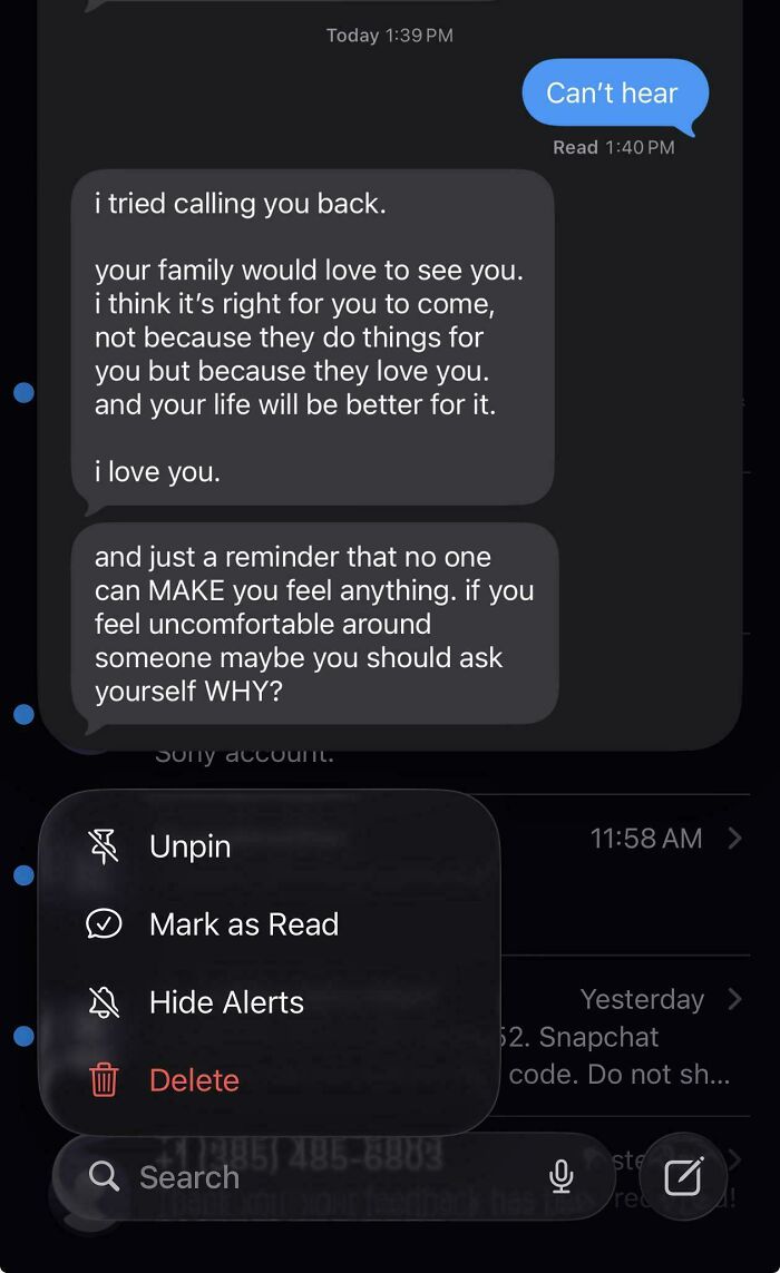 Texts From Mom When I Didn’t Want to Go Visit Her Nutsy Family