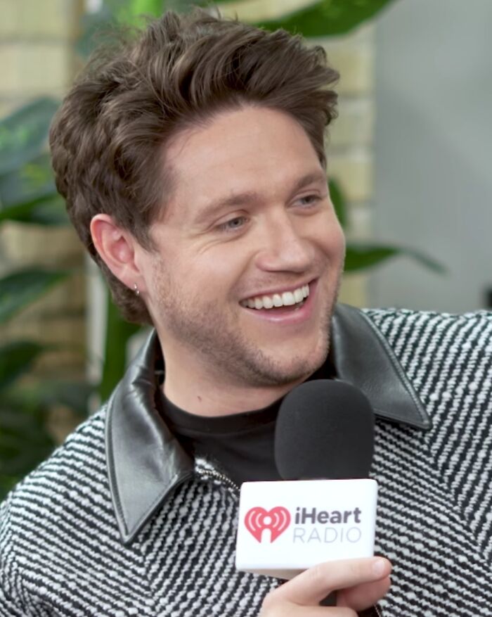Niall Horan – From Boy Band Star to Solo Sensation, 33