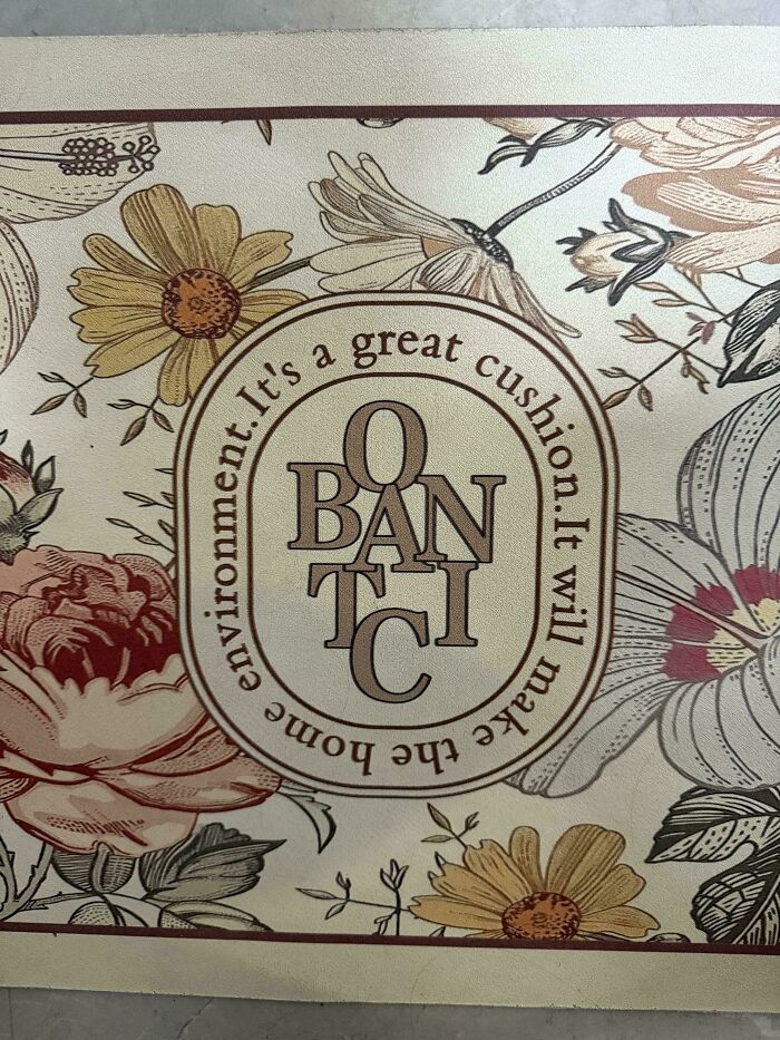 This Rug Gave Us A Neck Workout (What Does 'Obantic' Even Mean?)