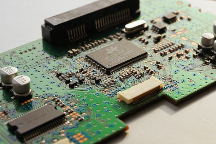 Wait, These Industries Are Actually About to Crash?!