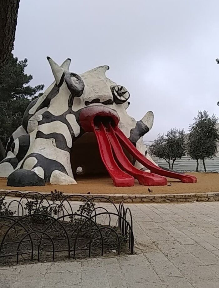 A Playground That’s Basically a Horror Movie Set