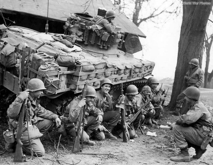 83 Jaw-Dropping Historical Snaps That School Never Told You About