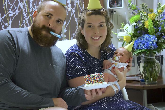 Bring on the 'Birth Day' Party! Hospital Sends You a Fun Kit