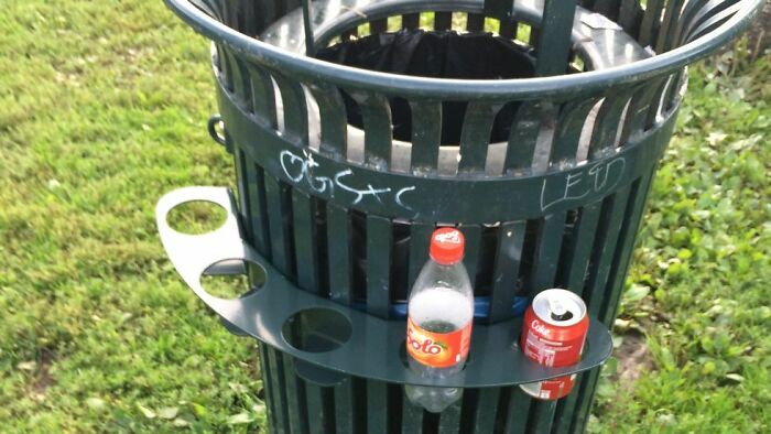 Norway’s Trash Cans Have Bottle Holders to Help Collect Bottles Easily