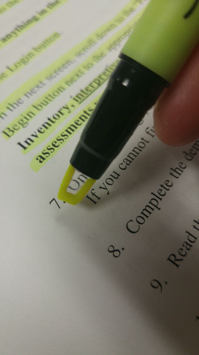 Highlighter with See-Through Tip to Spot What You’re Coloring