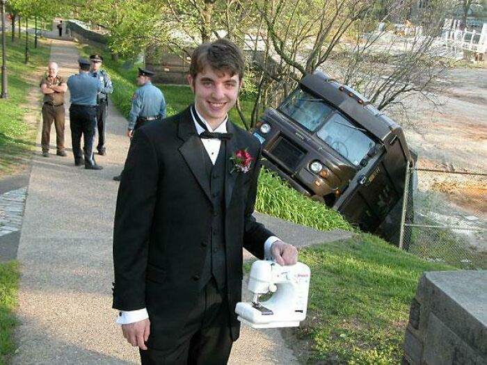 The 118 Most Baffling Pics That’ll Have You Saying, Wait… What?!