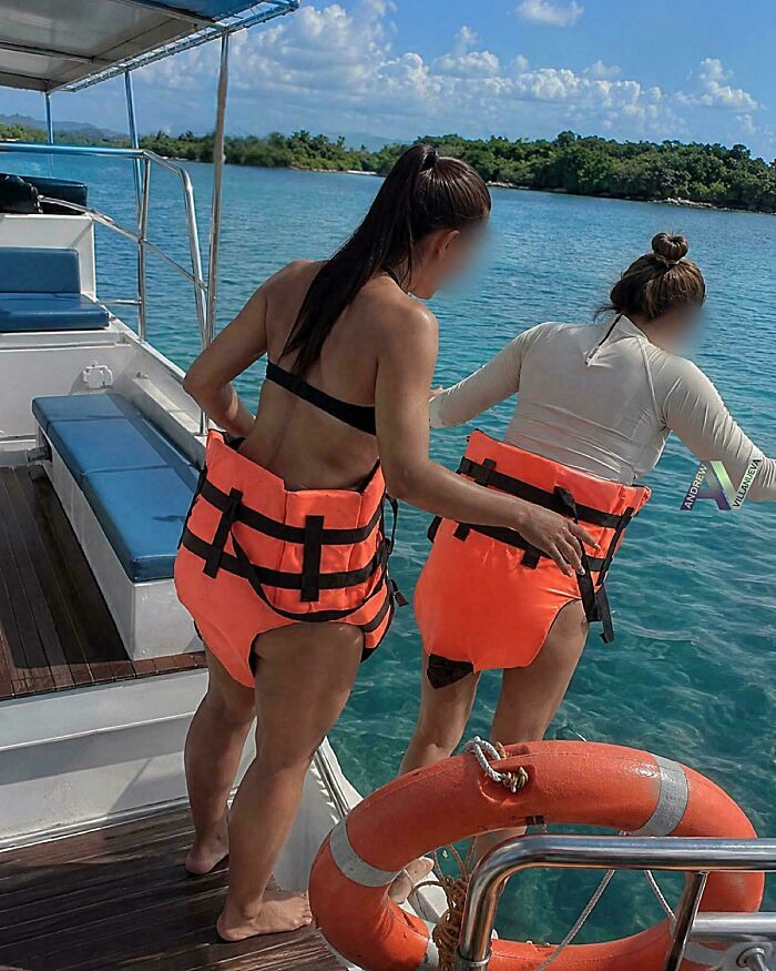 The 118 Most Baffling Pics That’ll Have You Saying, Wait… What?!
