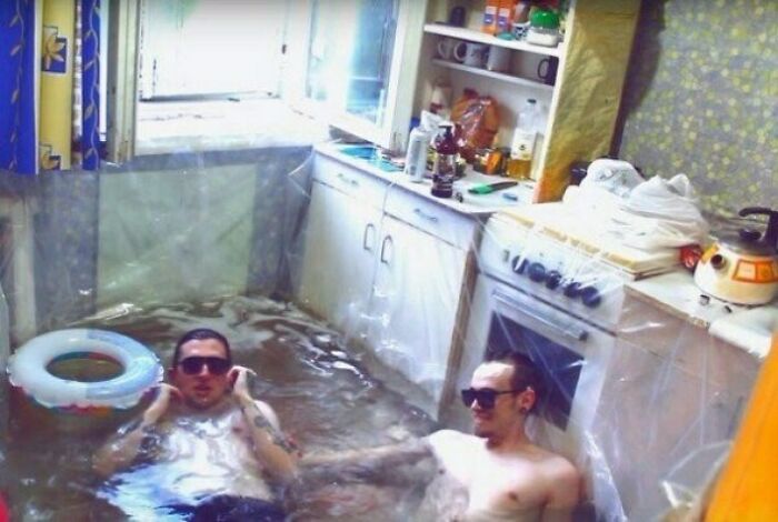 The 118 Most Baffling Pics That’ll Have You Saying, Wait… What?!