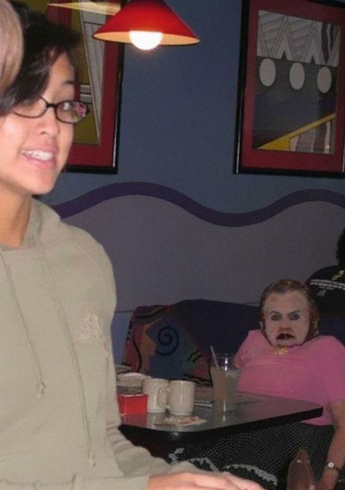 The 118 Most Baffling Pics That’ll Have You Saying, Wait… What?!