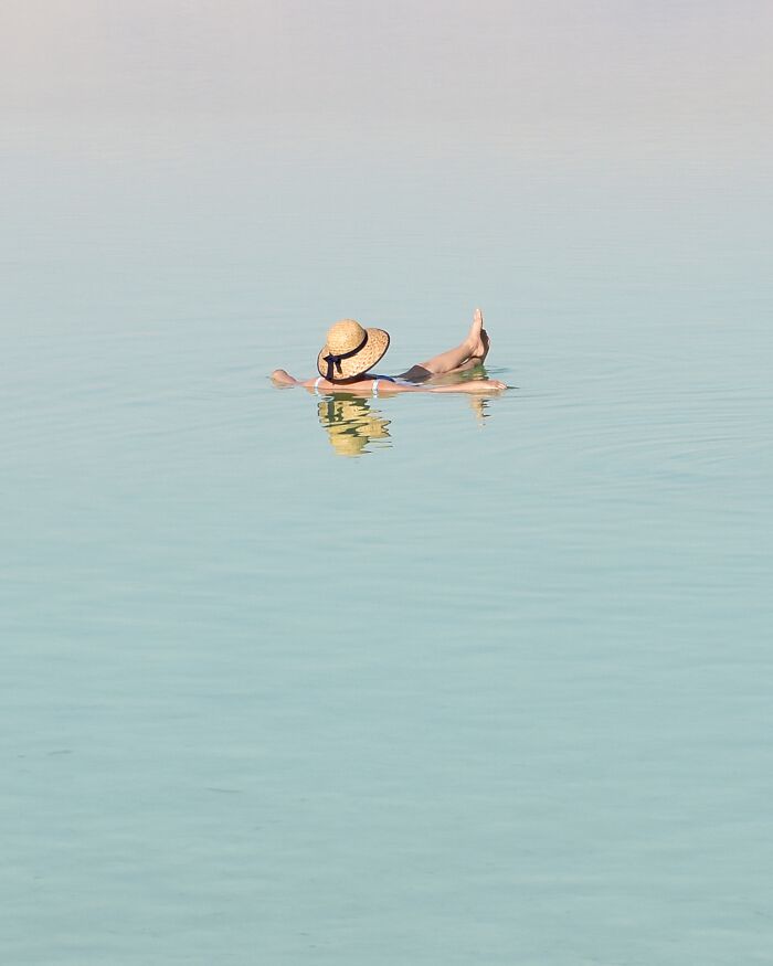 30 Photos That Prove Less Is More—and This Photographer Nailed It