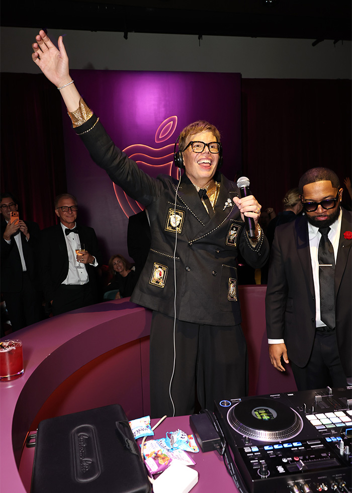 Jeff Hiller’s Quirky Suit and DJ Skills