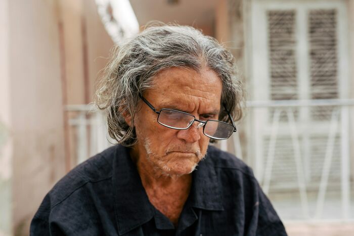 Here’s 44 Awesome Stories of People Doing the Right Thing Just Because They Could