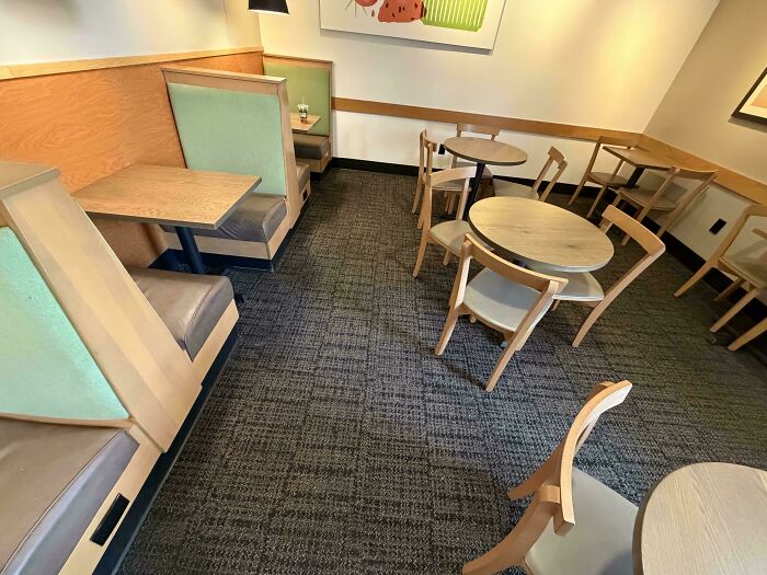 Panera Took Out Almost All Outlets. Need To Charge? Good Luck.