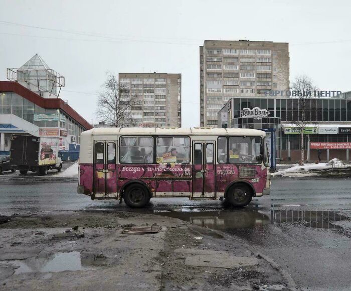 Wait, They Actually Took Photos Of These Wild City Scenes?!