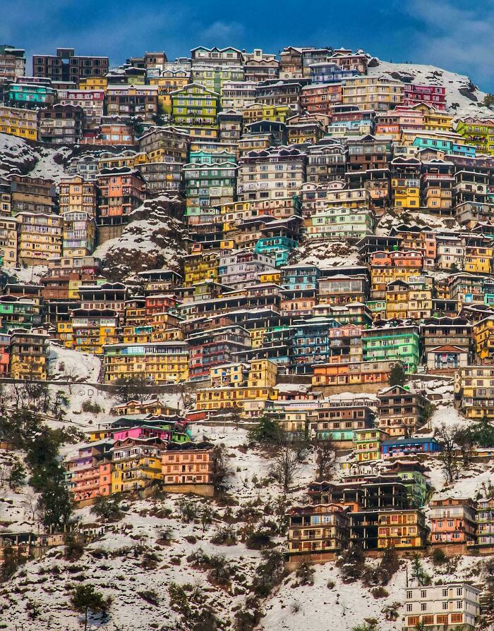 Wait, They Actually Took Photos Of These Wild City Scenes?!